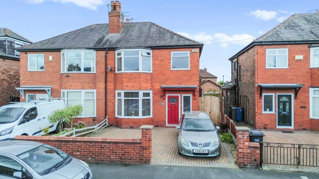 Property photo 1 of 18
