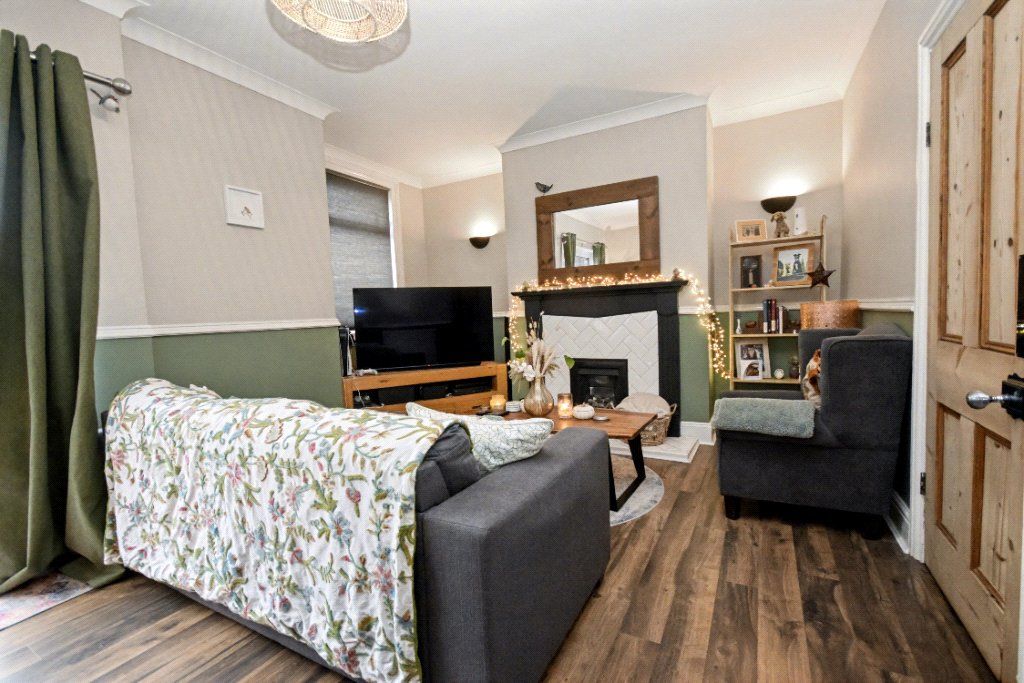 Property photo 2 of 17 Picture No. 08