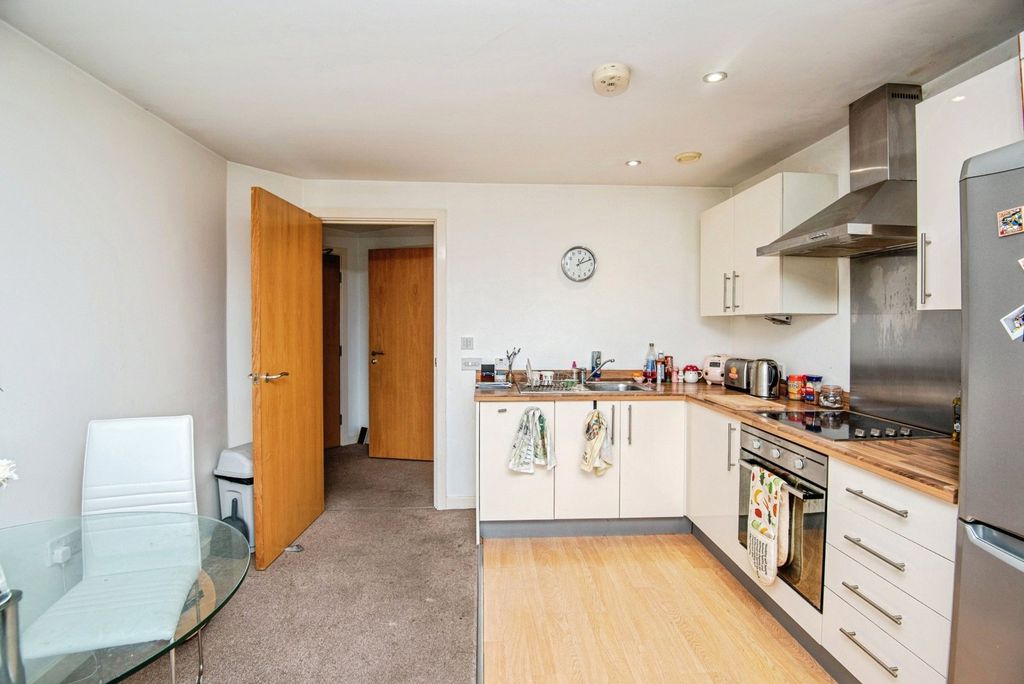 Property photo 2 of 15 Picture No. 02