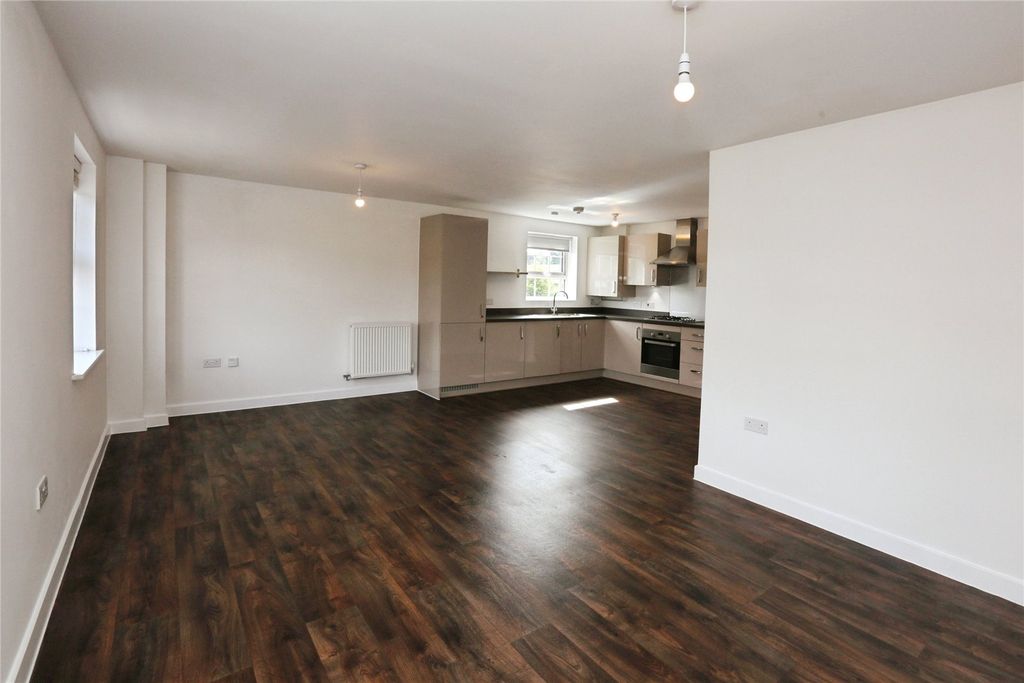 Property photo 3 of 17 Picture No. 20