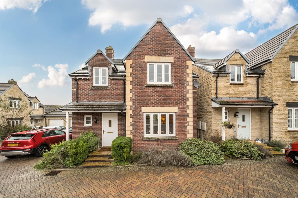 Property photo 1 of 18 13855662693Bed19d6975