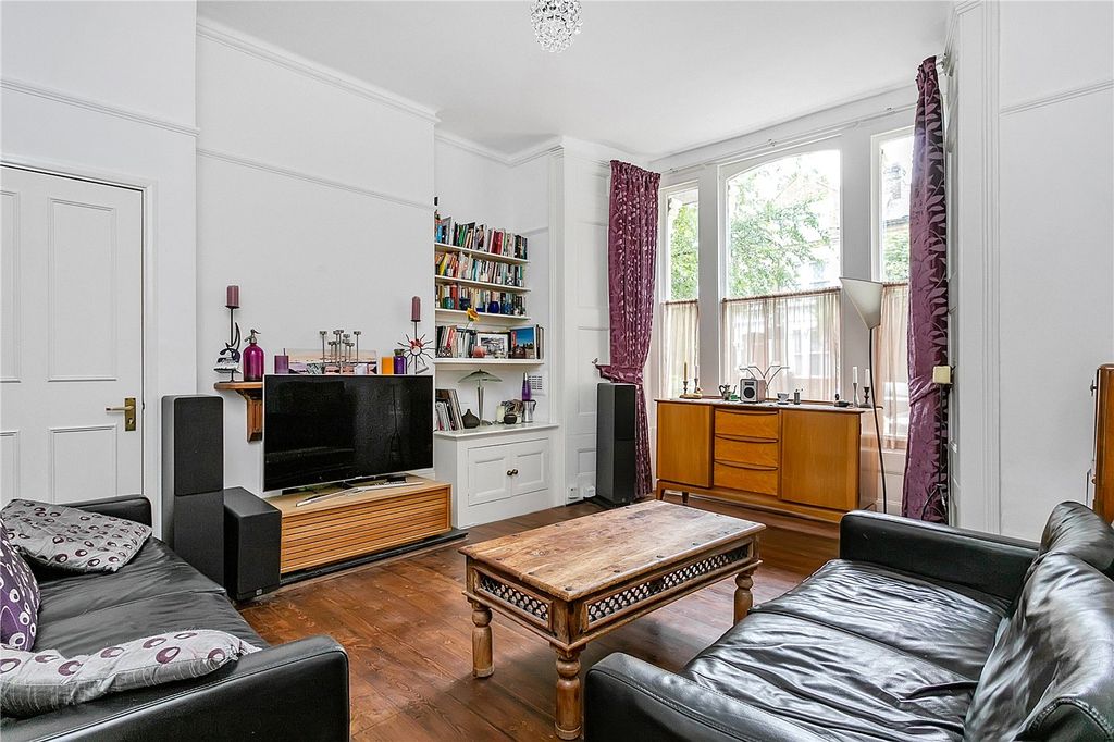 Property photo 3 of 11 Picture No. 05