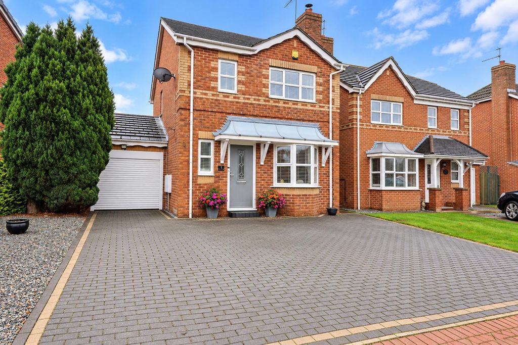 Property photo 1 of 29