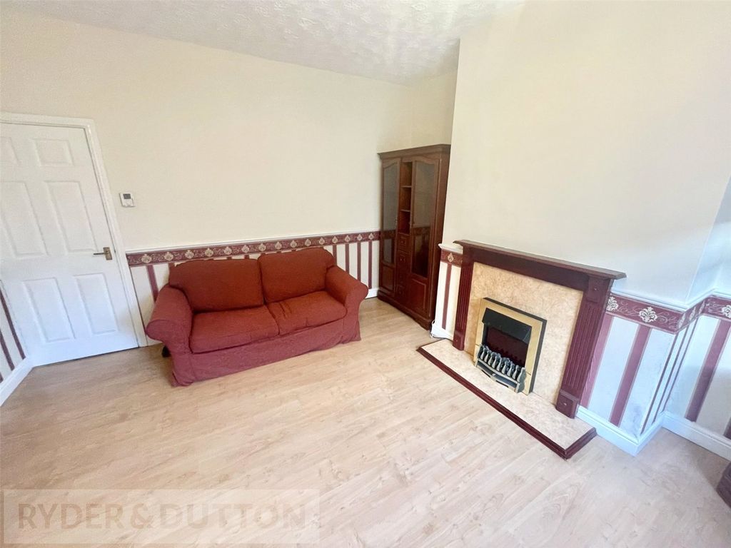 Property photo 2 of 16 Picture 2