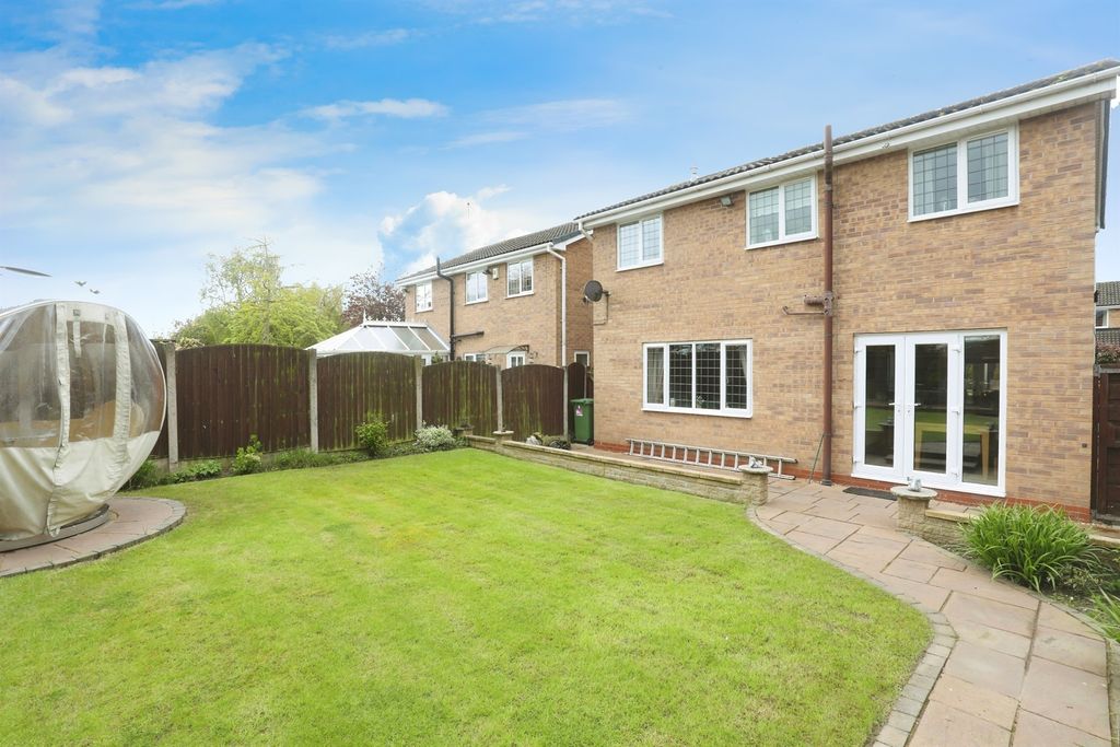 Property photo 2 of 15