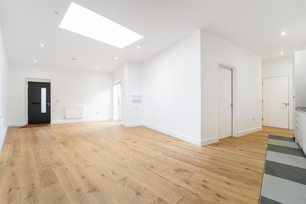Property photo 1 of 8 Helliwell & Co.