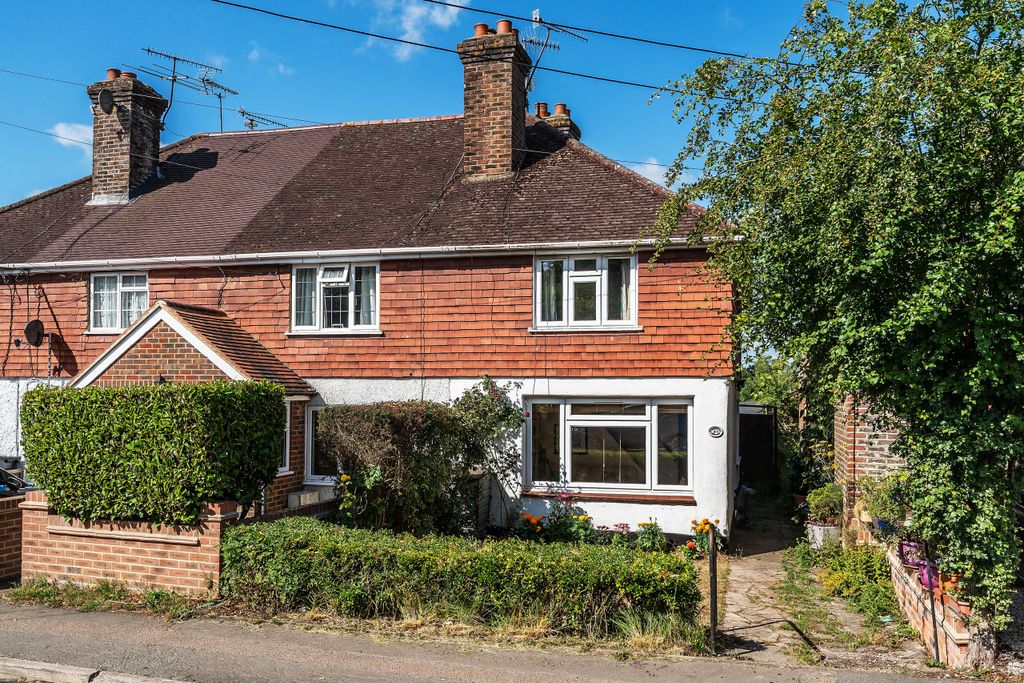 Property photo 1 of 13 44-Mill-Lane-20
