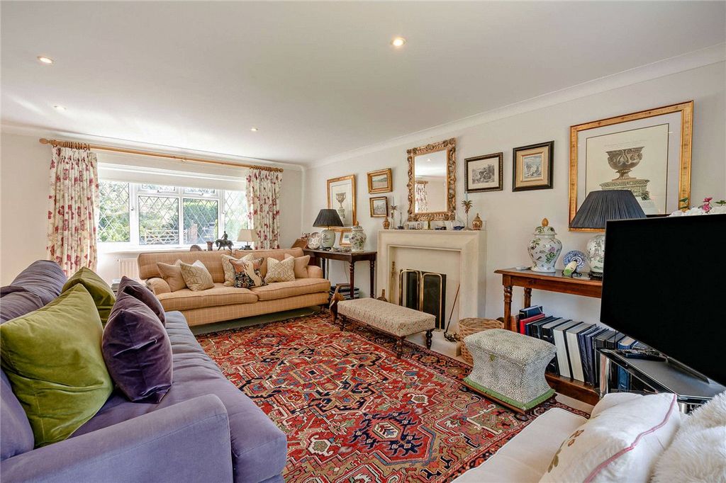 Property photo 2 of 22 Picture No. 33