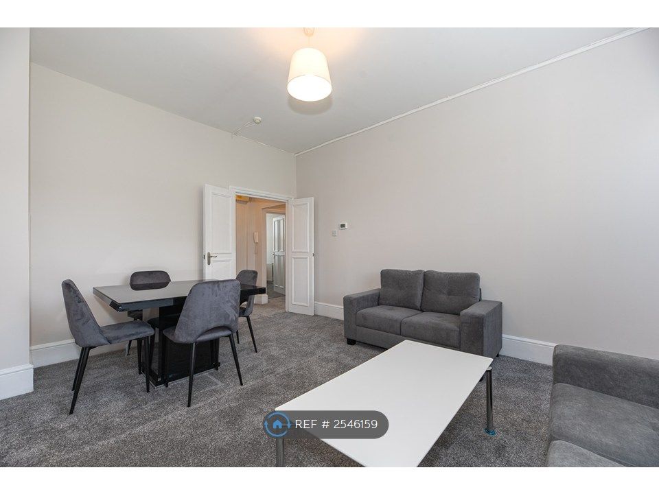 Property photo 2 of 35 Lounge/Dining Area