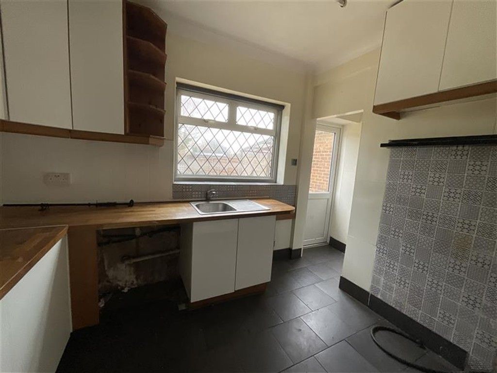 Property photo 1 of 13 Kitchen