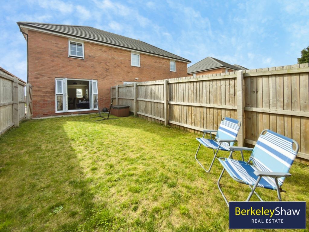 Property photo 2 of 15 Pbox-Img.Jpg