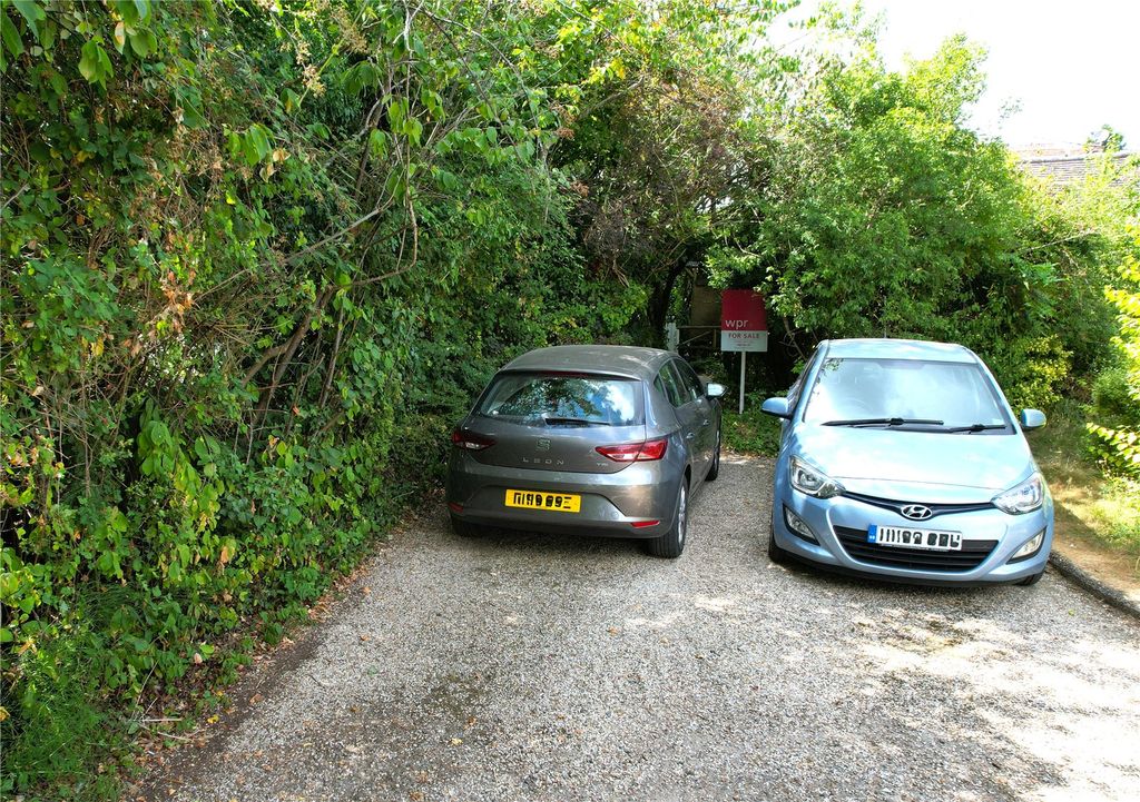 Property photo 3 of 17 Picture No. 27