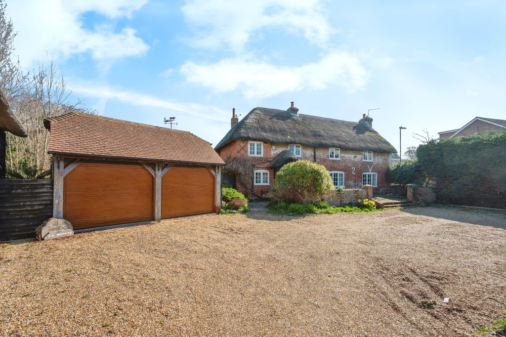 Property photo 1 of 17 Photography
