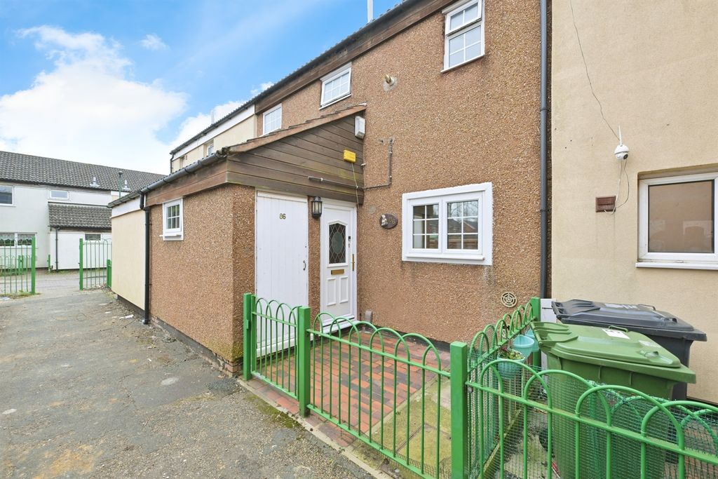 Property photo 1 of 16