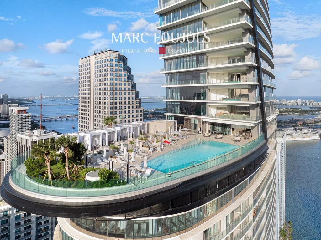 Property photo 1 of 27 Miami - Exclusive 5-Bed Aston Martin Residences Apartment With Dbx Included