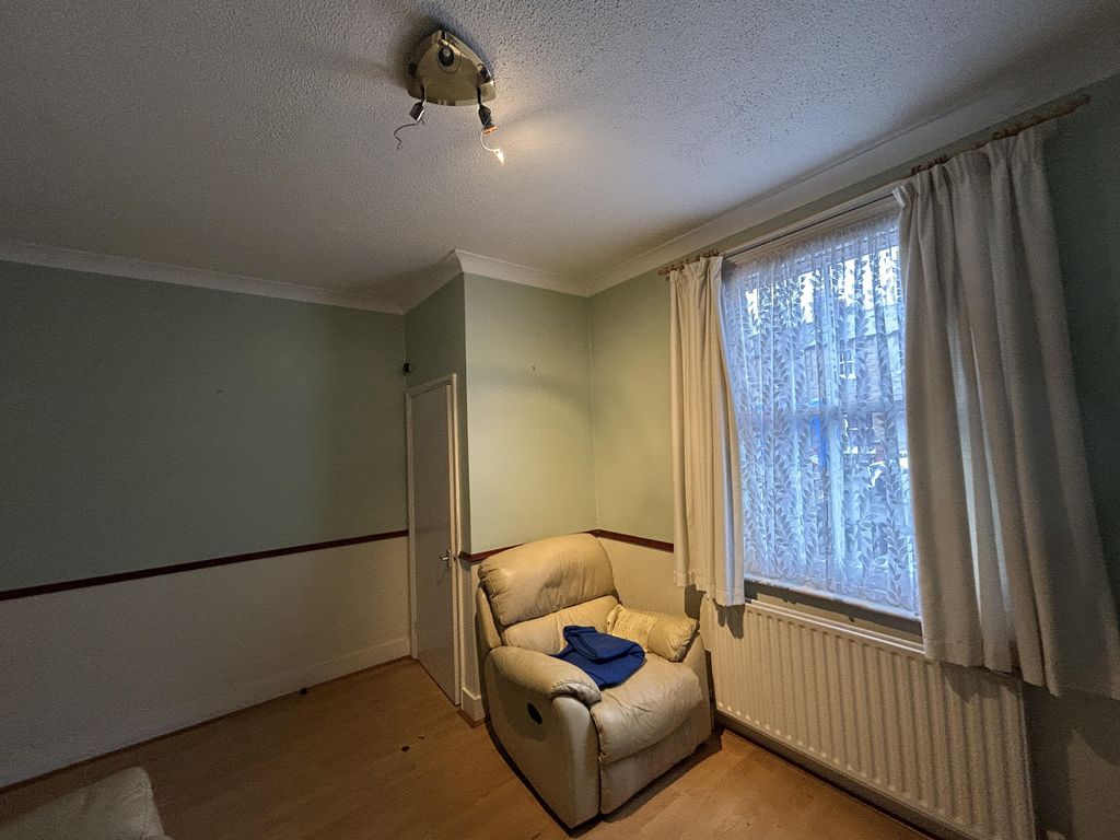 Property photo 3 of 31 Img_4844[1].Jpg