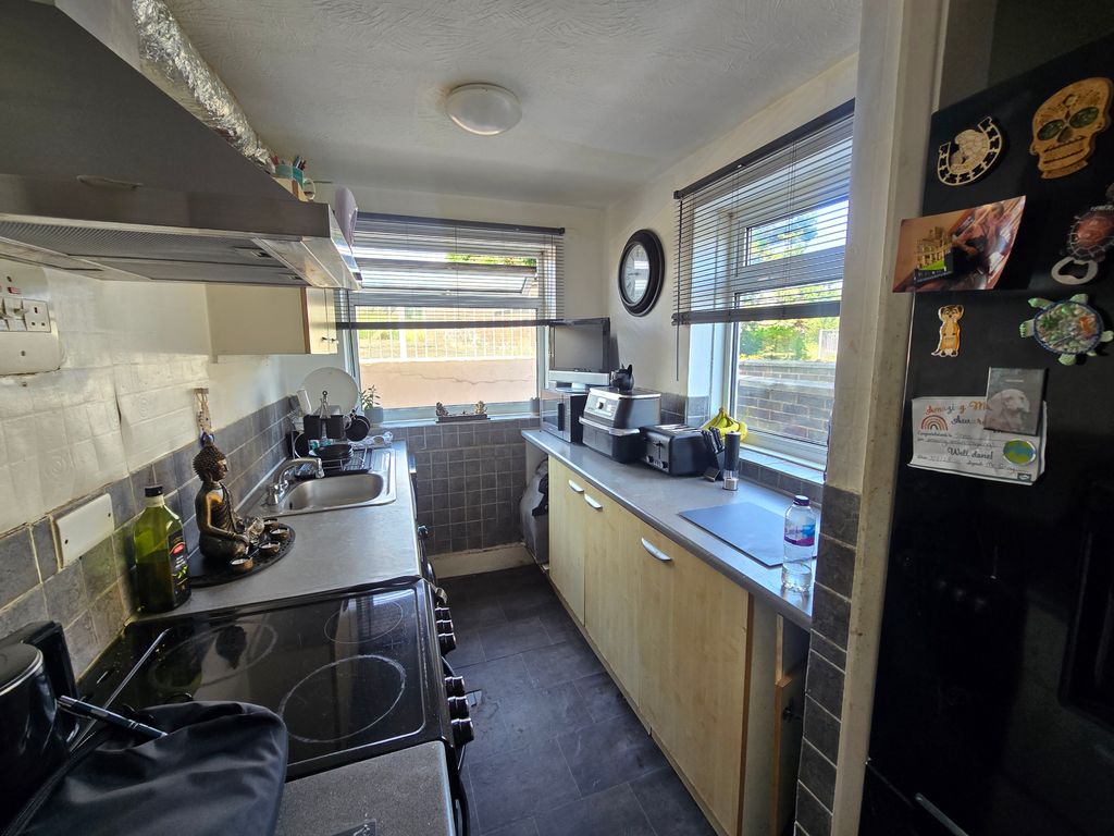 Property photo 2 of 2