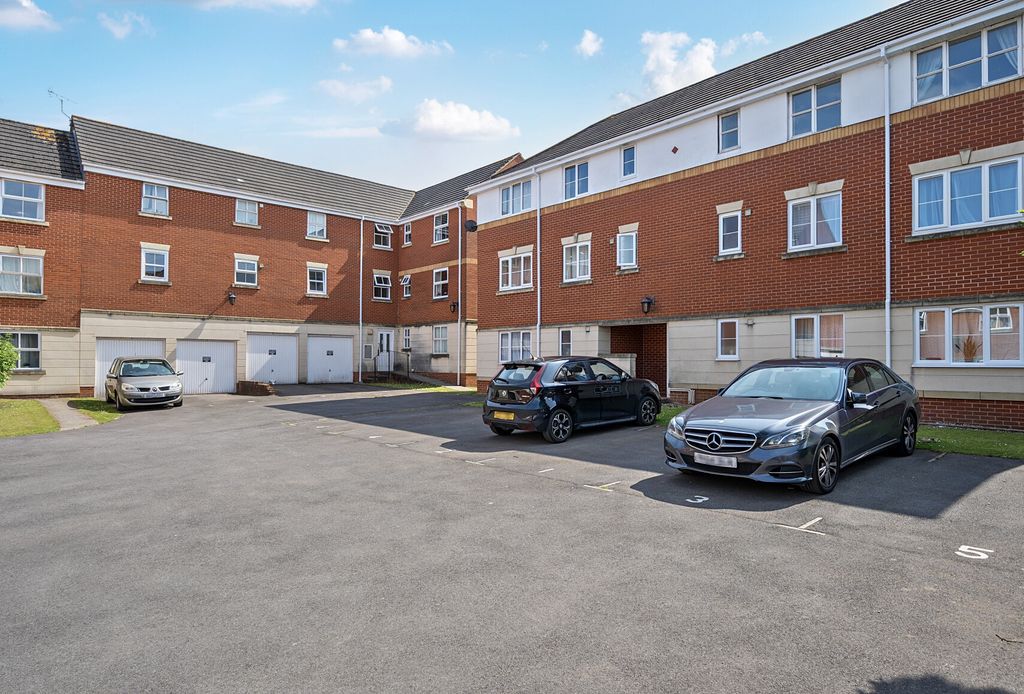 Property photo 1 of 22 1307322-4-684c3c1...
