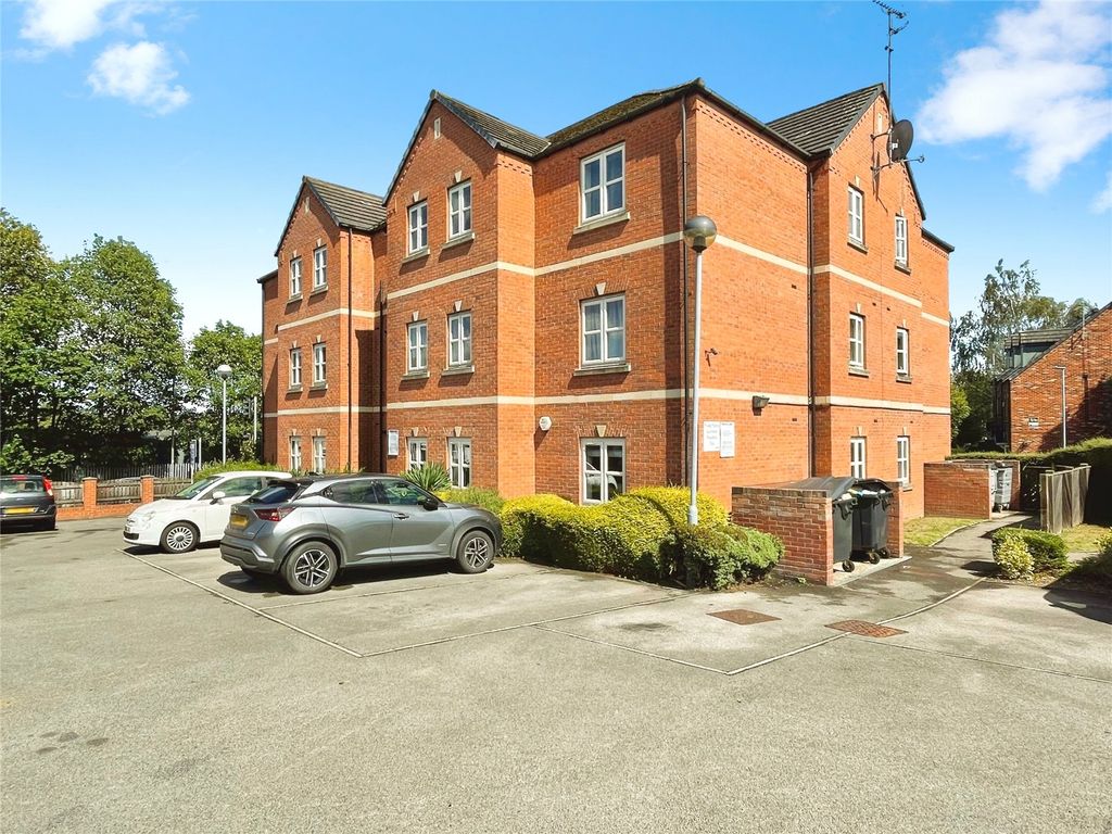 Property photo 1 of 12 Picture No. 17