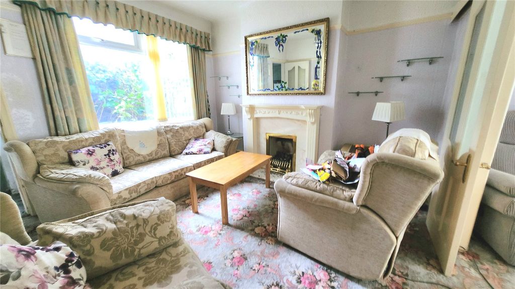 Property photo 3 of 12 Picture No. 17