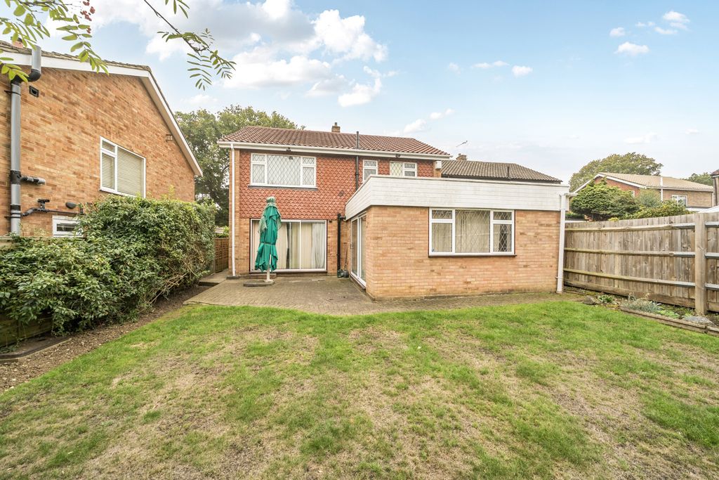 Property photo 3 of 16 1362424-21-68De4d...