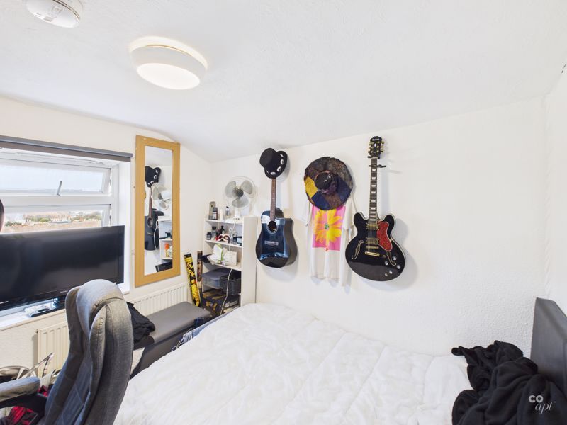 Property photo 3 of 10 Photo 14