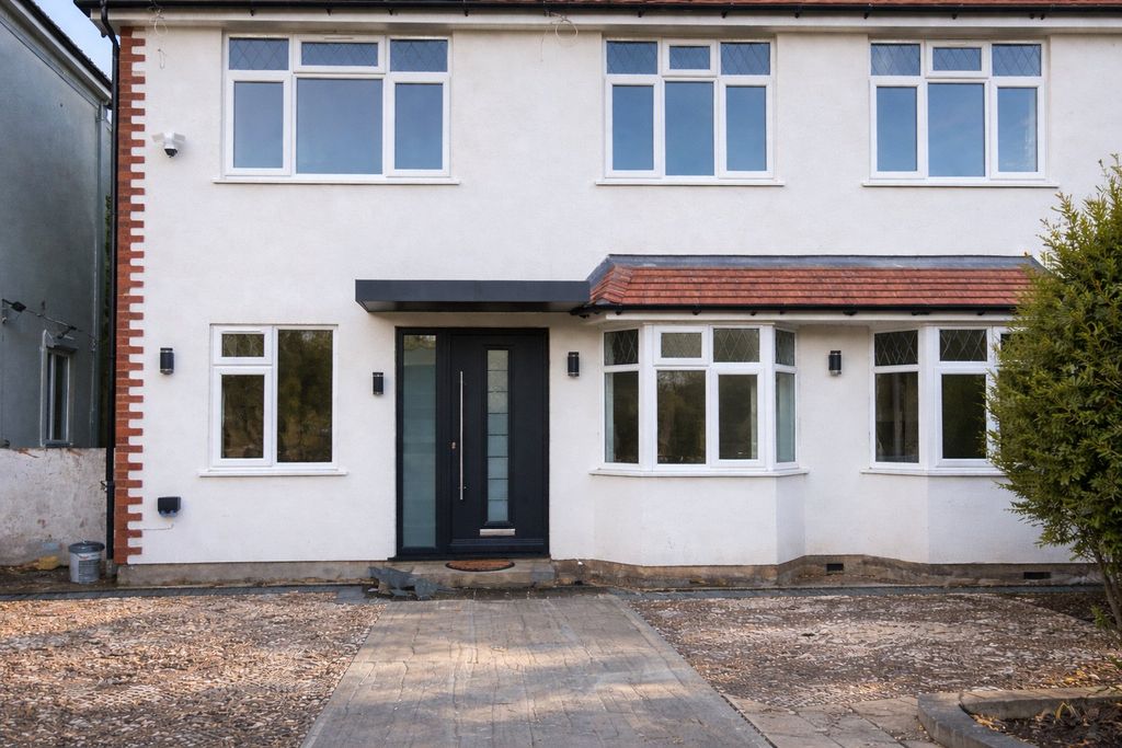 Property photo 1 of 20 Picture No. 80