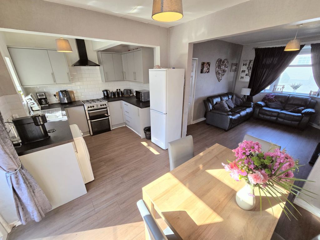 Property photo 2 of 11 Open Plan Lounge Kitchen Diner