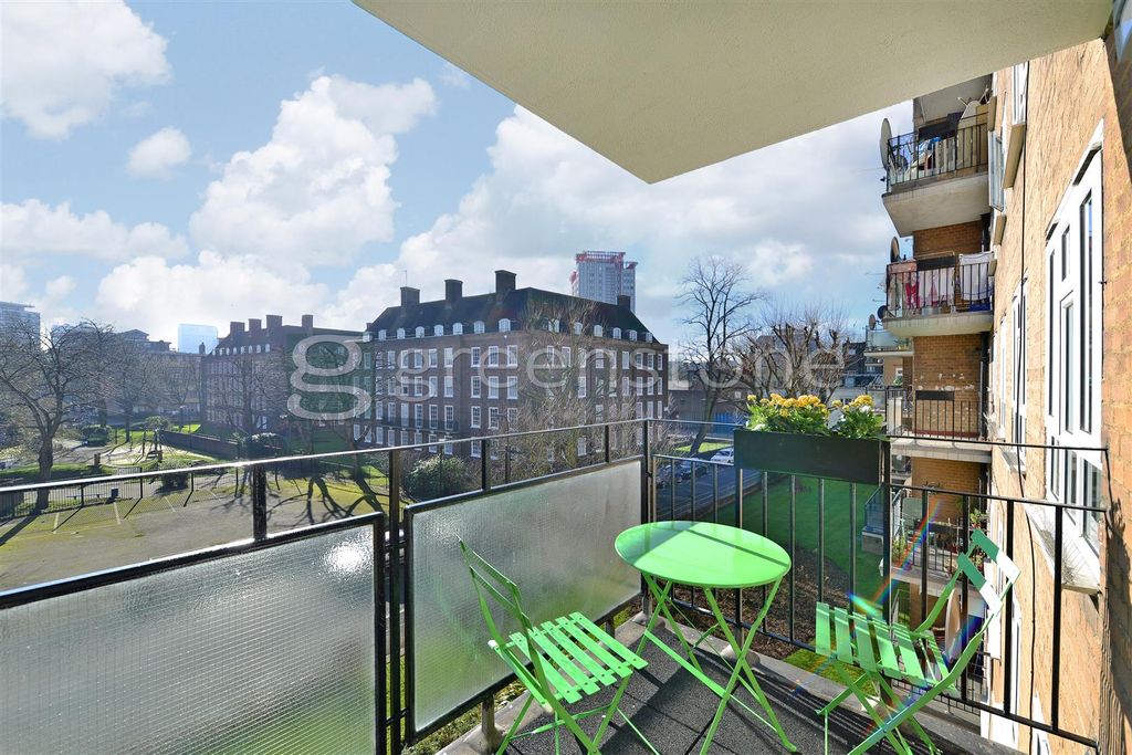 Property photo 2 of 8 Poynter House-3.Jpg