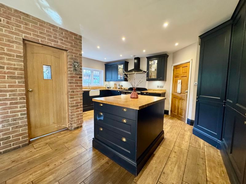 Property photo 2 of 26 Photo 6