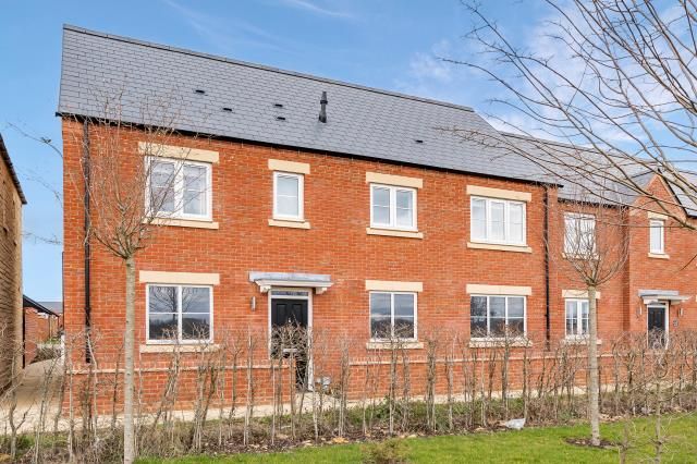 Property photo 1 of 11 External View