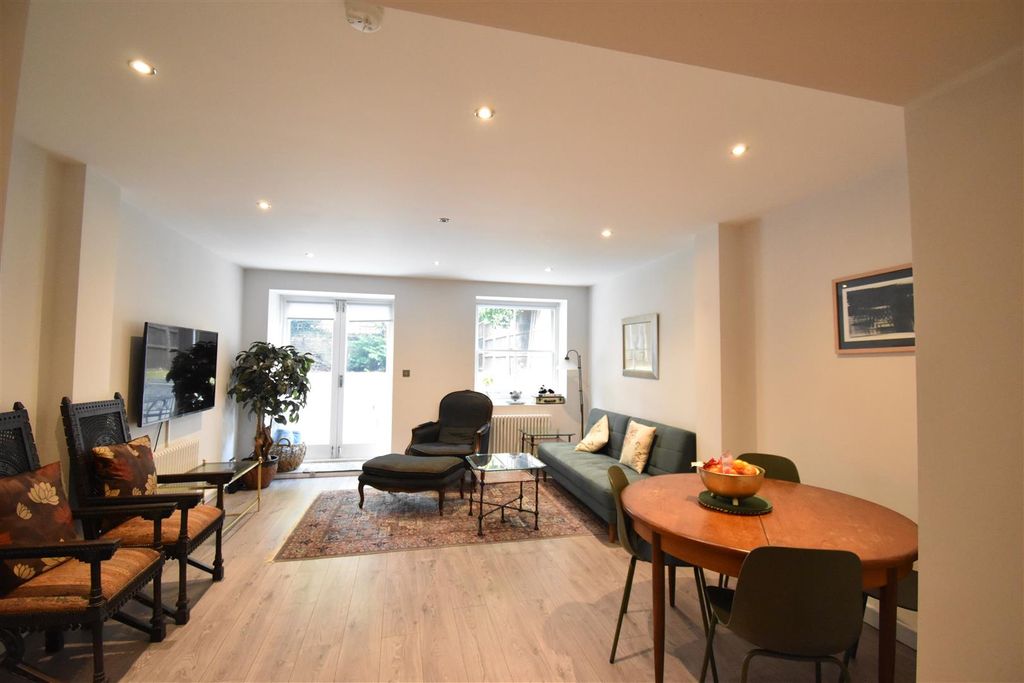 Property photo 2 of 10 Dsc_2090.Jpg