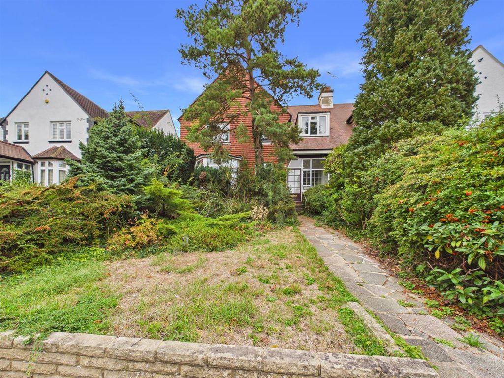 Property photo 1 of 17 Cam01563G0-Pr0329-Still014.Jpg
