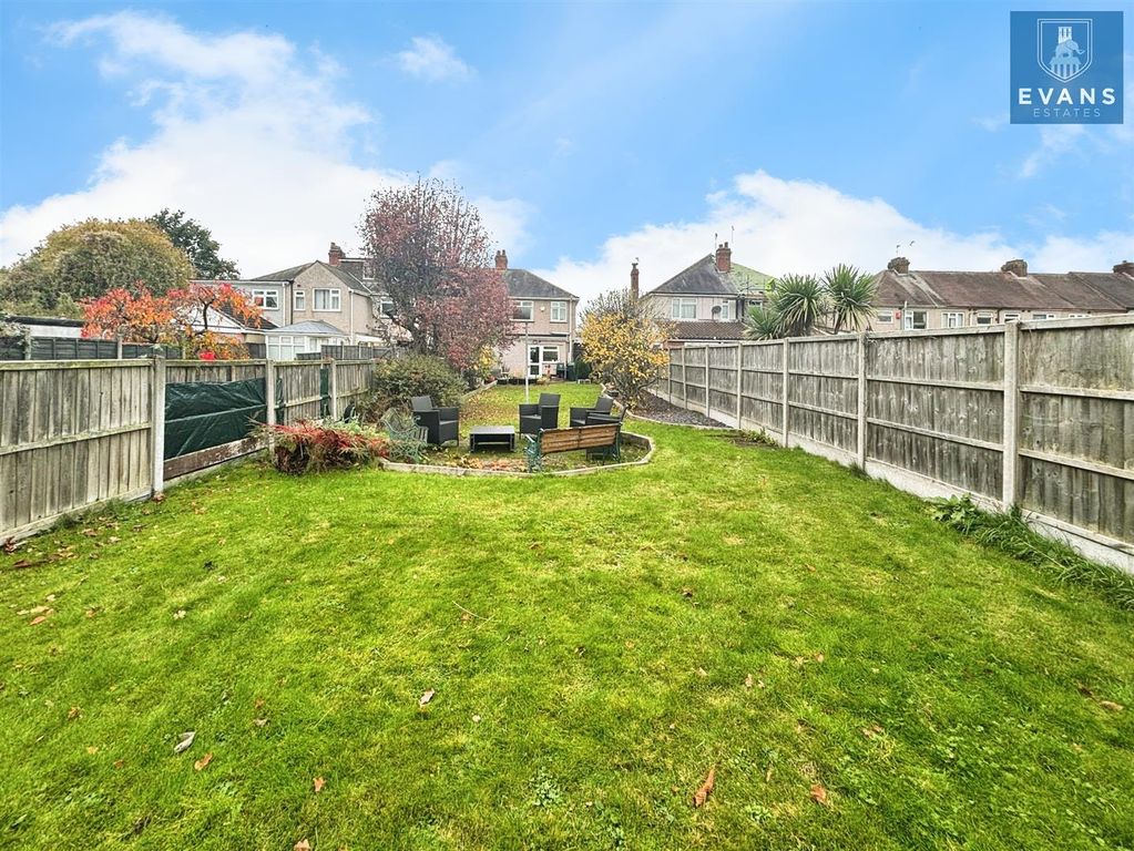 Property photo 2 of 19 Garden