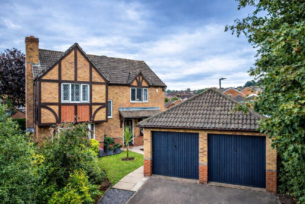 Property photo 1 of 19