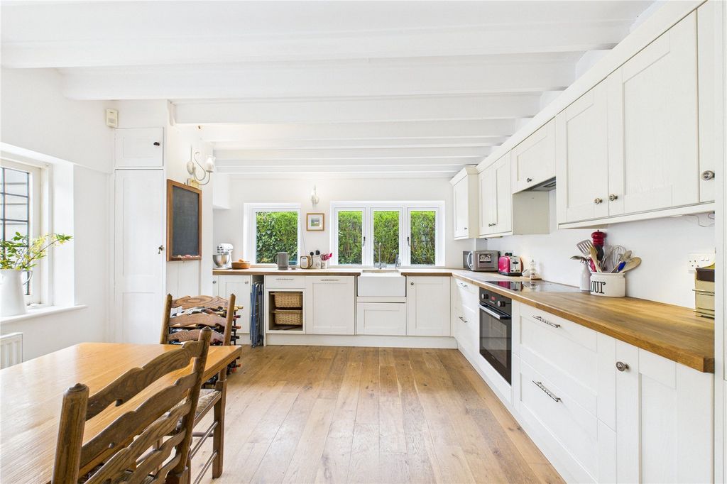 Property photo 1 of 19 Kitchen/Diner