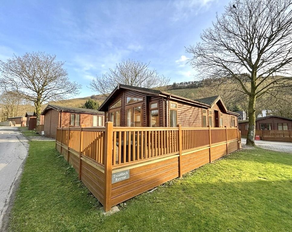 Property photo 1 of 6 Main Photo