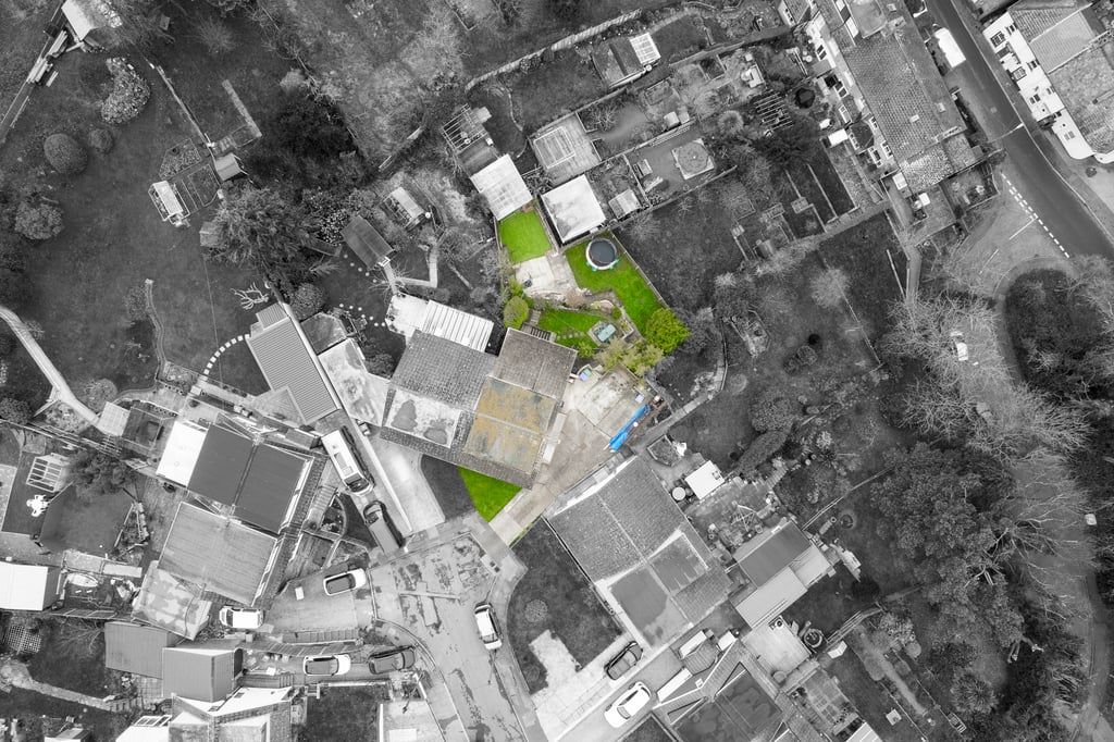 Property photo 3 of 27