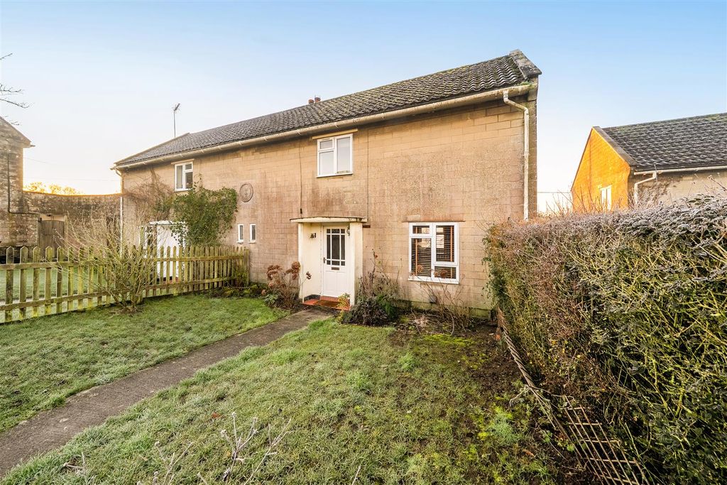 Property photo 2 of 15 Front Aspect