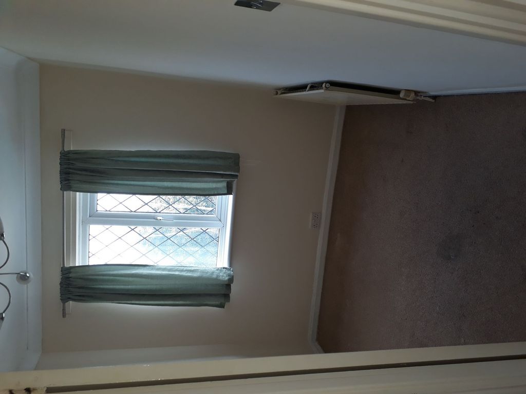 Property photo 3 of 8 Photo 3