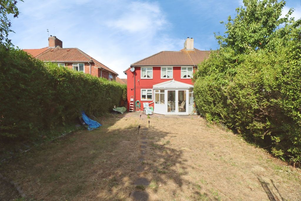 Property photo 2 of 16 Pbox-Img.Jpg