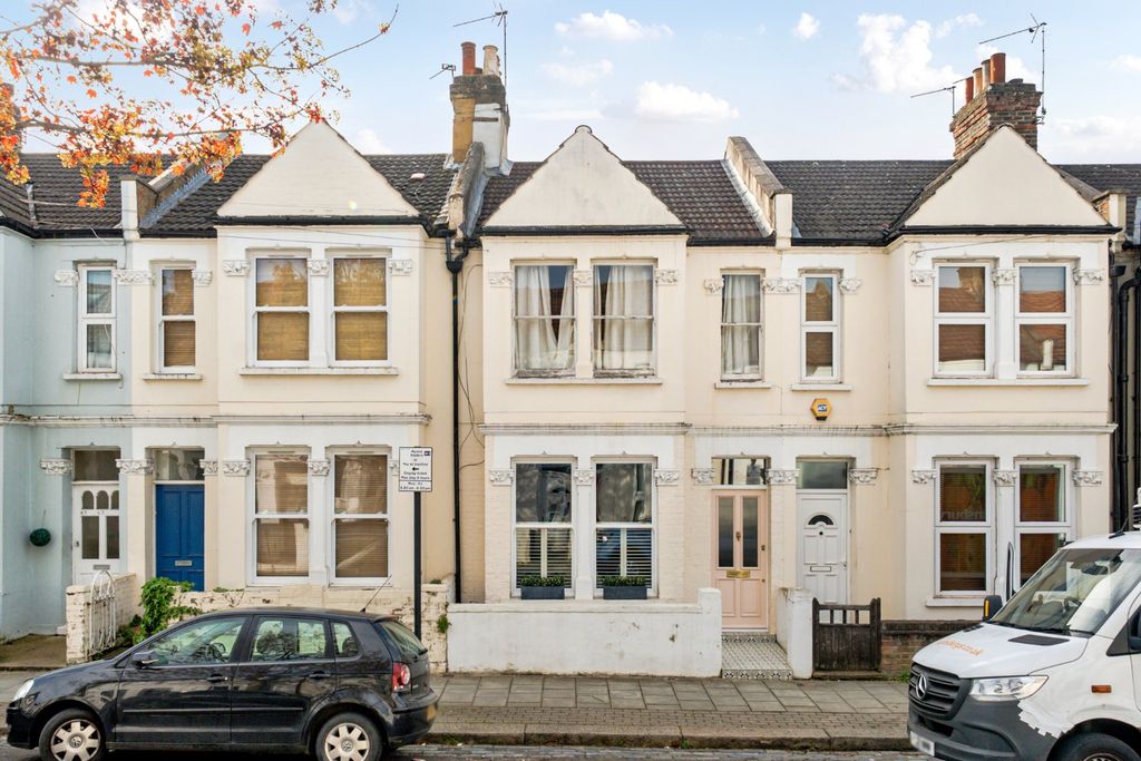 Property photo 2 of 7 Picture No. 19