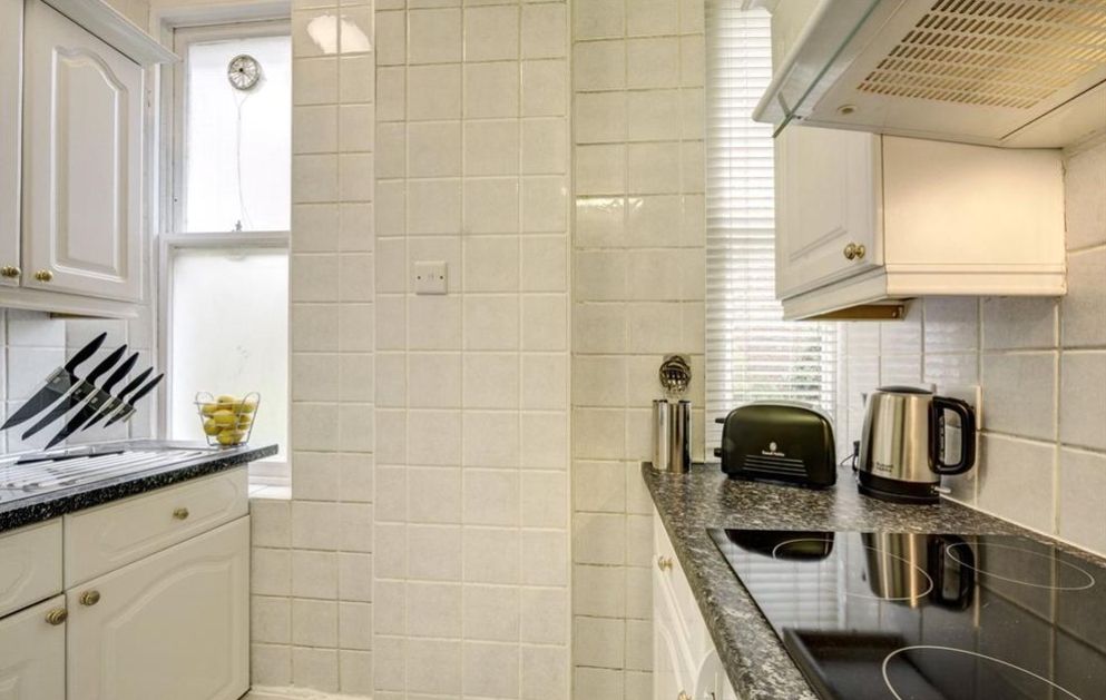 Property photo 3 of 6