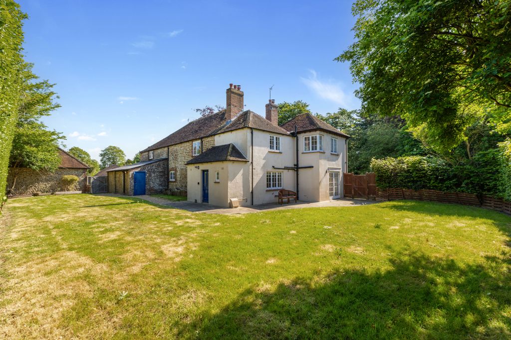 Property photo 3 of 17