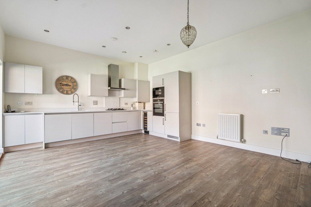 Property photo 2 of 11 Picture No. 06