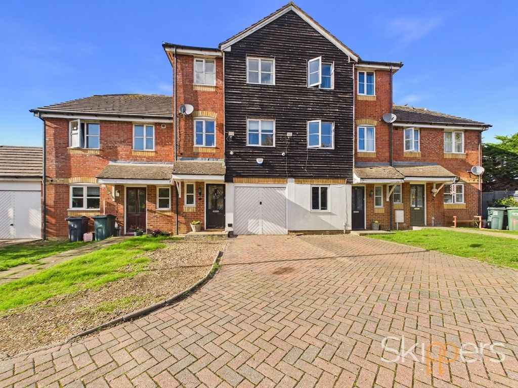 Property photo 1 of 25