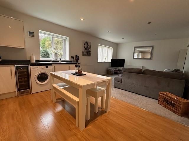 Property photo 3 of 9 Living 2.Jpg