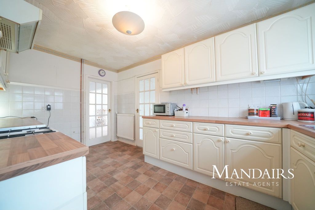 Property photo 3 of 30