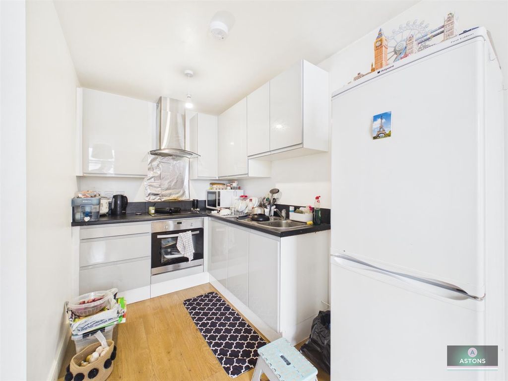 Property photo 2 of 5 Cam02067G0-Pr0395-Still001.Jpg