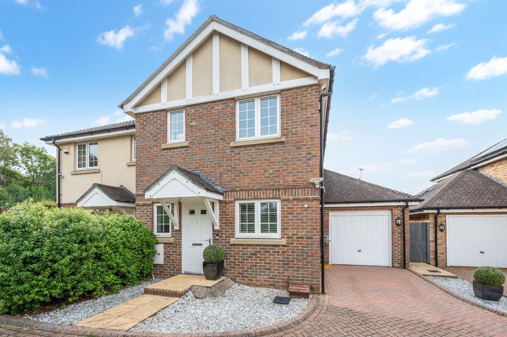 Property photo 1 of 15 Anmer Close,  (15).Jpg